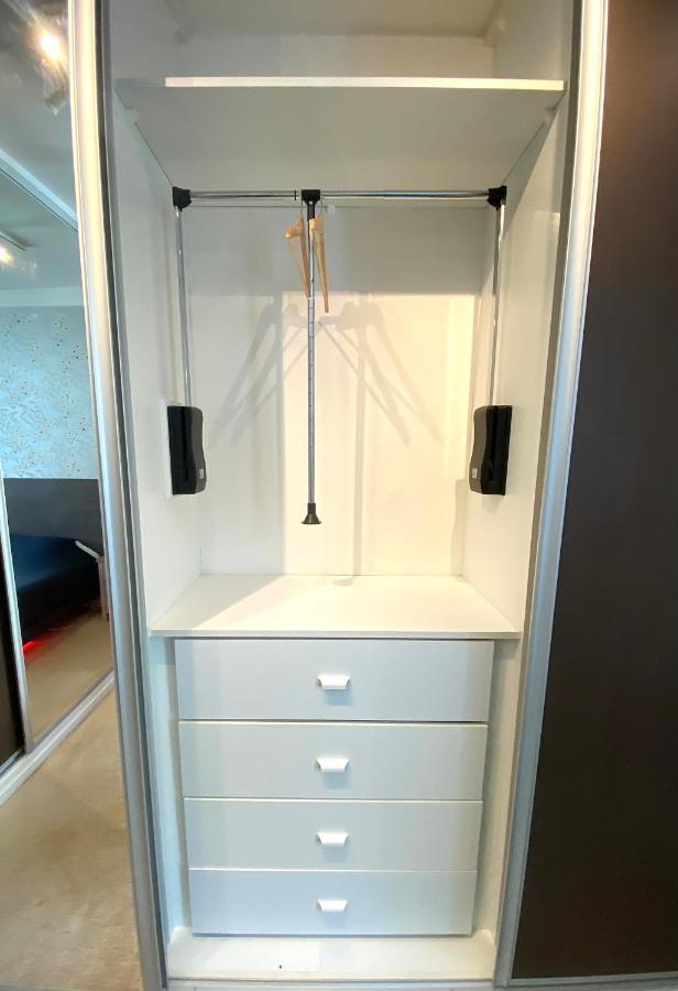 Floydroom'S Pau Chambre Hotes Standing Dans Appartement Partage Proche Chateau Eksteriør billede