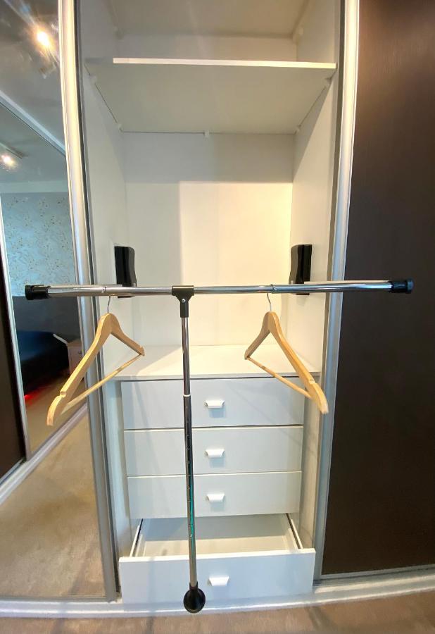 Floydroom'S Pau Chambre Hotes Standing Dans Appartement Partage Proche Chateau Eksteriør billede